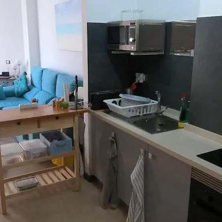 El Sonando/stylish/minutes From Swim Or Surf/well Equipped