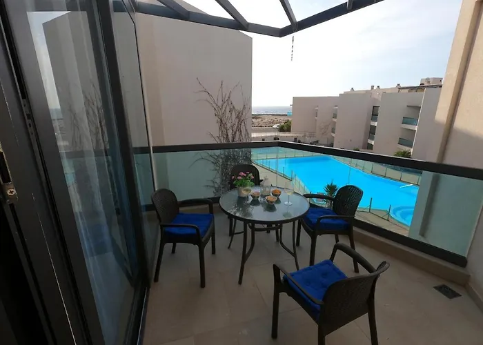 Lägenhet El Sonando/stylish/minutes From Swim Or Surf/well Equipped