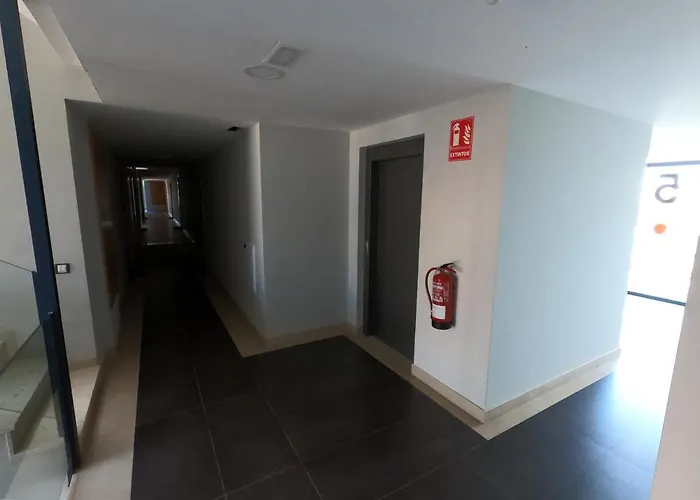 El Sonando/stylish/minutes From Swim Or Surf/well Equipped