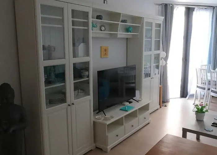 Lägenhet El Sonando/stylish/minutes From Swim Or Surf/well Equipped