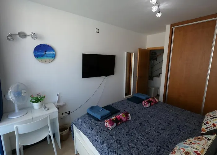 El Sonando/stylish/minutes From Swim Or Surf/well Equipped