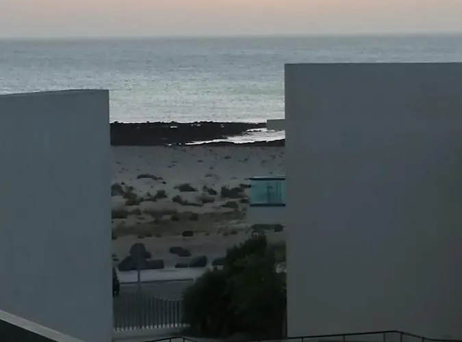 El Sonando/stylish/minutes From Swim Or Surf/well Equipped Lägenhet