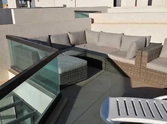 El Sonando/stylish/minutes From Swim Or Surf/well Equipped Lägenhet *