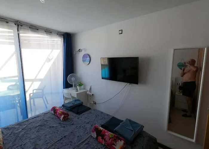 Lägenhet El Sonando/stylish/minutes From Swim Or Surf/well Equipped