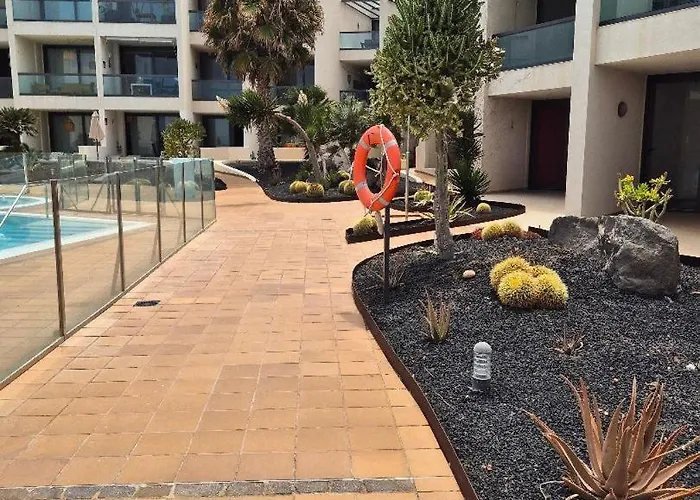 Lägenhet El Sonando/stylish/minutes From Swim Or Surf/well Equipped *