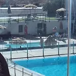 El Sonando/stylish/minutes From Swim Or Surf/well Equipped *