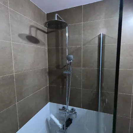 El Sonando/stylish/minutes From Swim Or Surf/well Equipped Apartment *