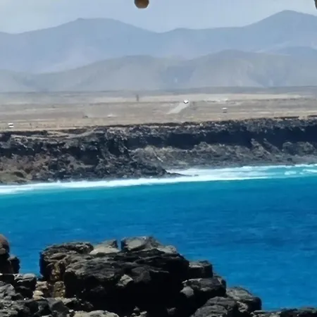 Daire El Sonando/stylish/minutes From Swim Or Surf/well Equipped *