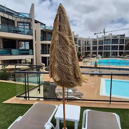 El Sonando/stylish/minutes From Swim Or Surf/well Equipped Daire Cotillo